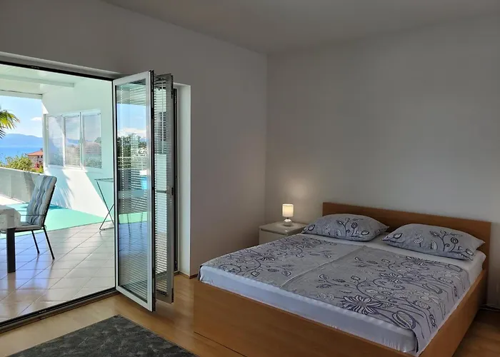 House Pool Dom wakacyjny *