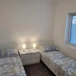 Feriehus House Pool