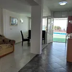 House Pool 別荘 Ičići