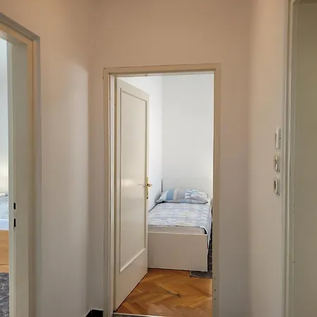 House Pool * Ičići