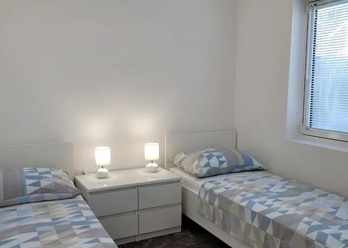 Vikendica House Pool